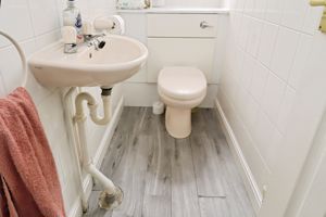 Barrell Close Frating - click for photo gallery